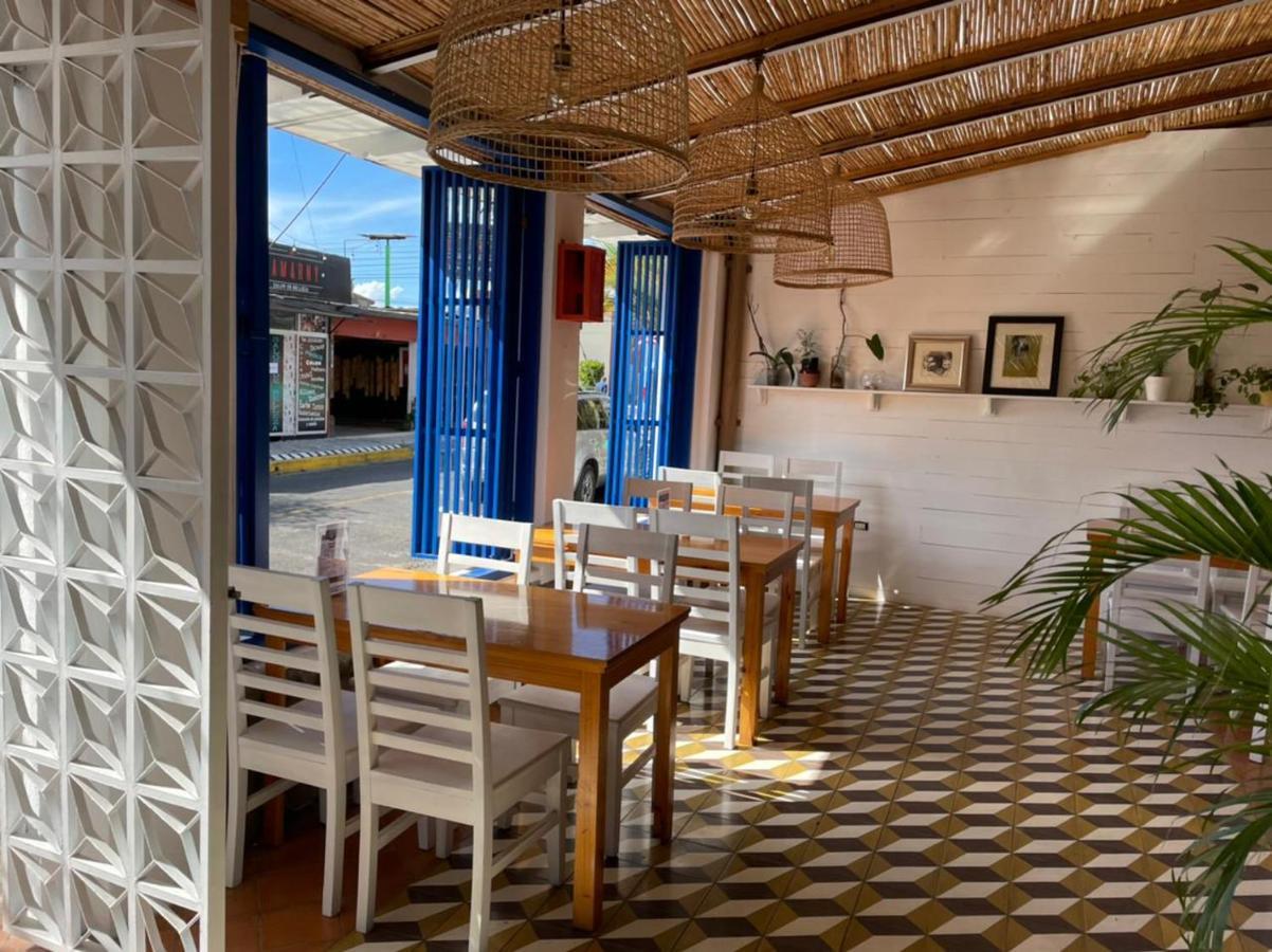 Luz De Luna Hotel Barrio Escalante サンホセ エクステリア 写真