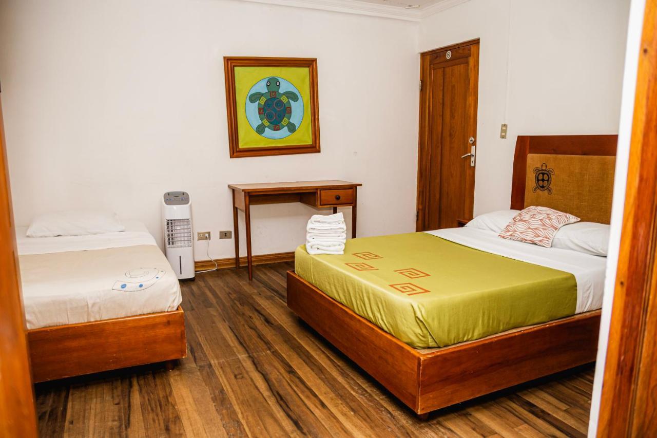 Luz De Luna Hotel Barrio Escalante サンホセ エクステリア 写真