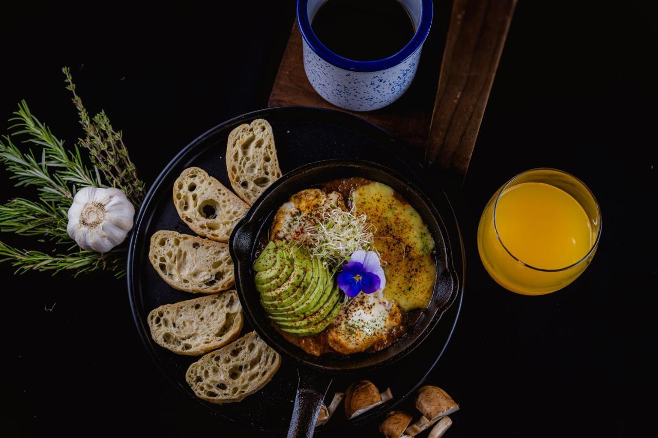 Luz De Luna Hotel Barrio Escalante サンホセ エクステリア 写真