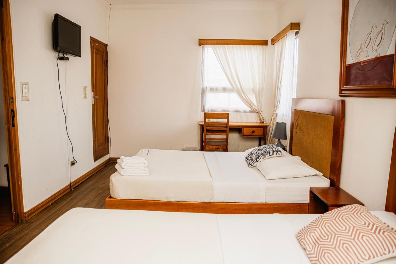 Luz De Luna Hotel Barrio Escalante サンホセ エクステリア 写真