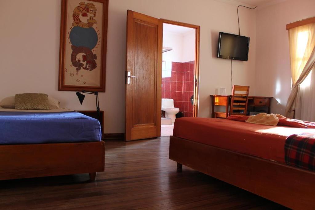 Luz De Luna Hotel Barrio Escalante サンホセ エクステリア 写真